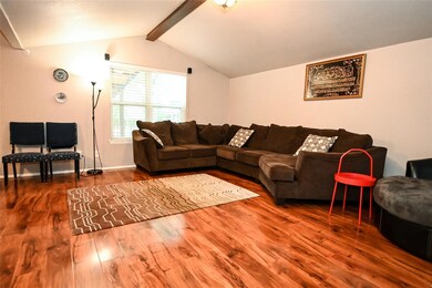 930 Shady Creek Ln, Bedford, TX 76021 - photo 5