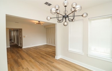 6110 S Saint Lawrence Ave unit 3, Chicago, IL 60637 - photo 3