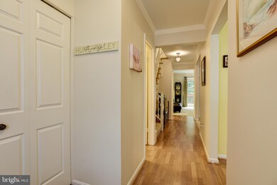 8 Salthill Ct, Lutherville Timonium, MD 21093 - photo 3