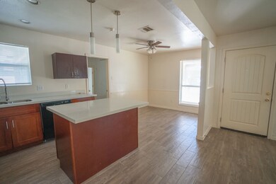 7127 Lumber Jack Dr, Houston, TX 77040 - photo 6