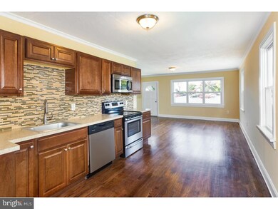 592 Euclid Ave, Temple, PA 19560 - photo 7