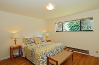 739 N 199th St, Shoreline, WA 98133 - photo 2