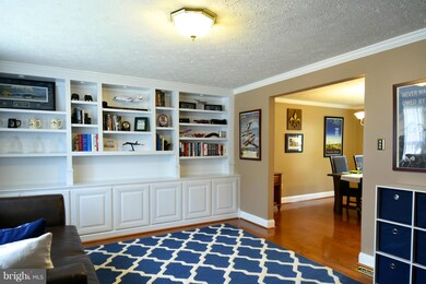 7712 Middle Valley Dr, Springfield, VA 22153 - photo 4