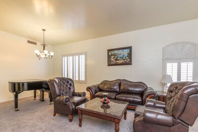 2) FORMAL LIVING_DINING