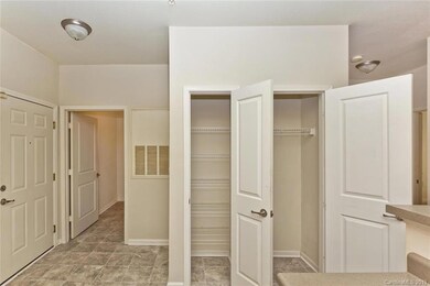 618 Appeldoorn Cir unit 618, Asheville, NC 28803 - photo 6