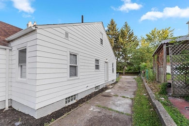 1123 15th St NE, Canton, OH 44705 - photo 7