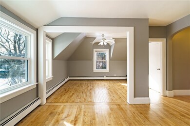 637 Sandy Ln unit 2, Warwick, RI 02889 - photo 2