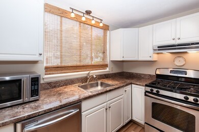 70 Gaslight Ln unit 70, North Easton, MA 02356 - photo 4