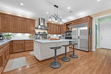 1122 Bayou Island Dr, Houston, TX 77063 - photo 4