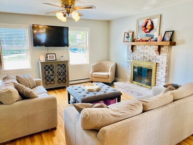 10 Oliver St, Fairhaven, MA 02719 - photo 3