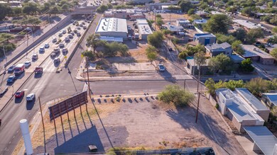 446 W Speedway - 2