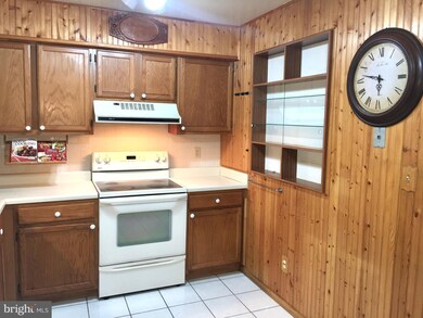 34 Appledowre Ct, Germantown, MD 20876 - photo 3