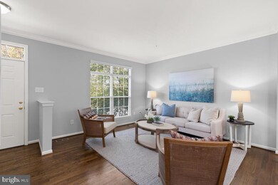 13002 Shamrock Glen Dr, Germantown, MD 20874 - photo 5