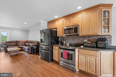 7256 Dockside Ln, Columbia, MD 21045 - photo 3