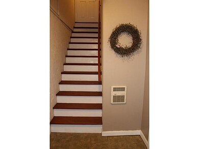 29 Sanwood Dr unit 5, Harrisville, RI 02830 - photo 2