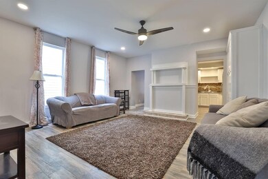 004-Living-Room