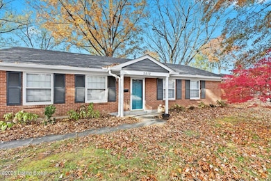 2512 Savannah Rd, Louisville, KY 40242 - photo 3