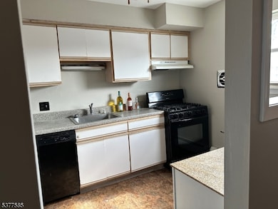 1143B Valley Rd unit 1143, Wayne, NJ 07470 - photo 5