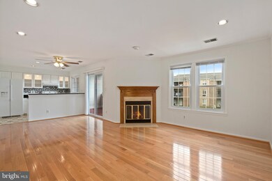 12943B Grays Pointe Rd, Fairfax, VA 22033 - photo 4