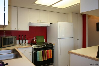 1840 13th St SE, Salem, OR 97302 - photo 5