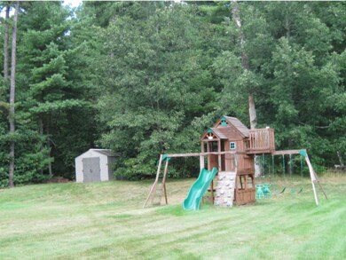 12 Sunflower Ln, Londonderry, NH 03053 - photo 7