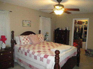 1313 Johnston St, Roanoke Rapids, NC 27870 - photo 7