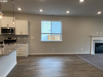 1924 N Juniper Ct, Canby, OR 97013 - photo 4