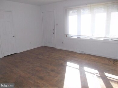 237 University Ave, Pemberton, NJ 08068 - photo 5