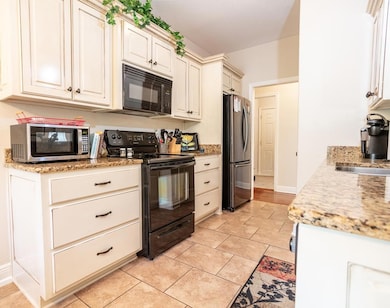 120 Kelon Dr, Thomasville, GA 31757 - photo 5