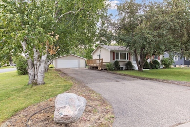 9880 Cottonwood Lane North - Spacecrafting - 0004.jpg