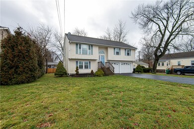 38 Scranton Ave, Warwick, RI 02888 - photo 2