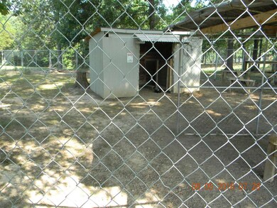 225 Temple Ford Rd, Shelbyville, TN 37160 - photo 2