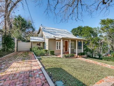 102 Morse St, San Antonio, TX 78209 - photo 2