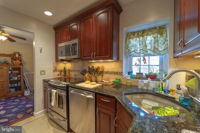 4904 29th Rd S unit A1, Arlington, VA 22206 - photo 3