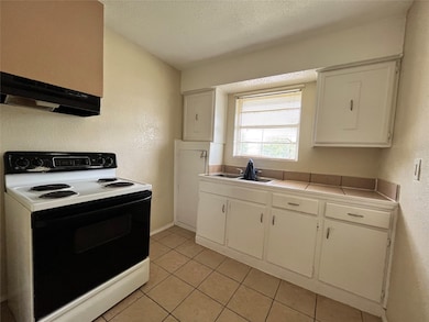 14033 Garber Ln unit 2, Houston, TX 77015 - photo 6