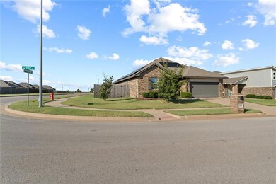 9433 NW 91st St, Yukon, OK 73099 - photo 3