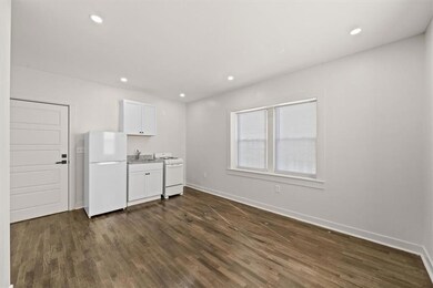 unlisted-address, Kansas City, MO 64124 - photo 2