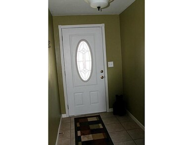 Entry/Foyer.