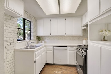 1680 Shady Brook Dr unit 117, Fullerton, CA 92831 - photo 4