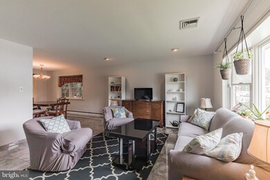 1422 Sandwood Rd, Conshohocken, PA 19428 - photo 5