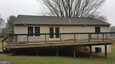 4245 Moonlight Ct, Warrenton, VA 20187 - photo 5