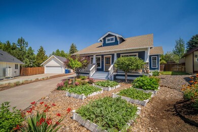 443 SW Hillwood Ct, Bend, OR 97702 - photo 3