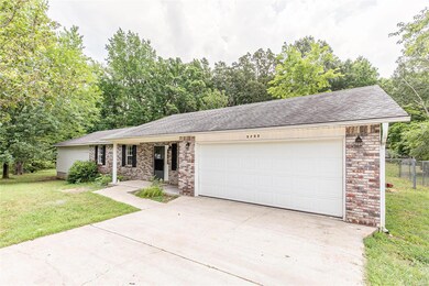 5702 Cedar Valley Dr, Poplar Bluff, MO 63901 - photo 2