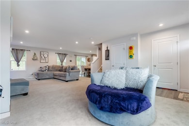 3564 Kenyon Creek Ave NW, Massillon, OH 44647 - photo 4