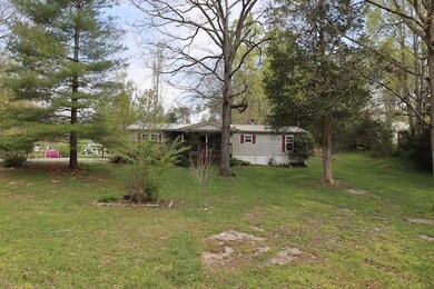 153 Walker Dr, Burnside, KY 42519 - photo 2
