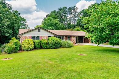 3854 Ridgewood Dr SE, Smyrna, GA 30080 - photo 4