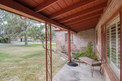 2823 E Mckenzie St, Tucson, AZ 85716 - photo 5