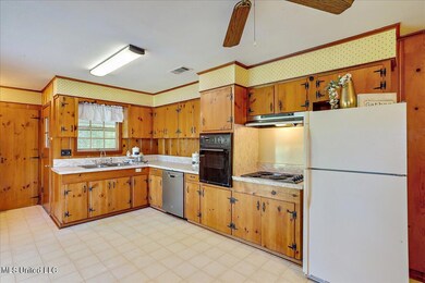 09-115 Primrose Ln