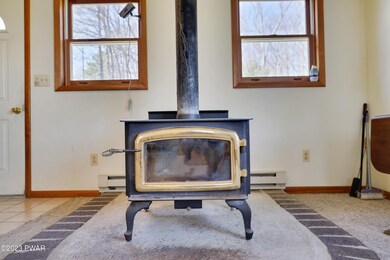 126 Meadow Ridge Acres Rd, Milford, PA 18337 - photo 6