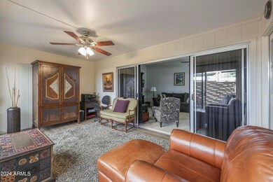 10934 W Topaz Dr, Sun City, AZ 85351 - photo 6